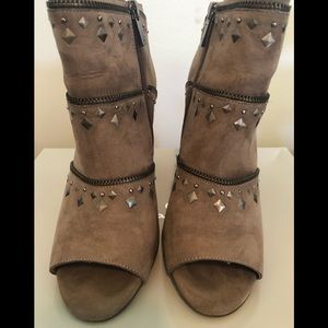 Jessica Simpson Open toe Boots